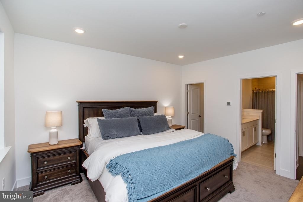 233 Lewis Fisher - Photo 16
