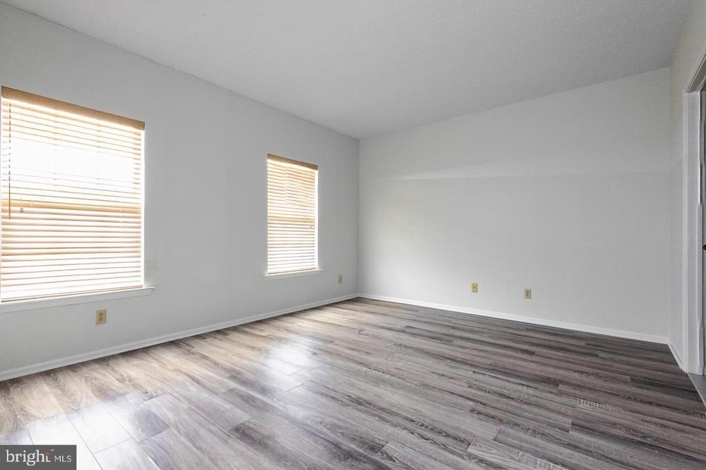 6161 Main St Piazza - Photo 21