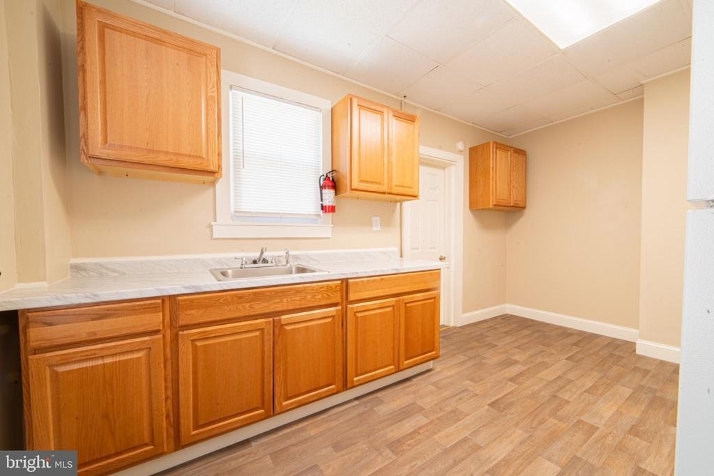 414-416 W Park Avenue - Photo 9