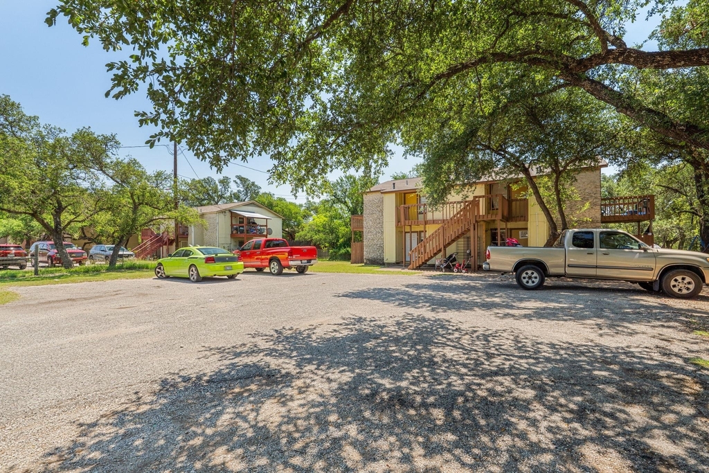 302 Algerita Dr - Photo 1