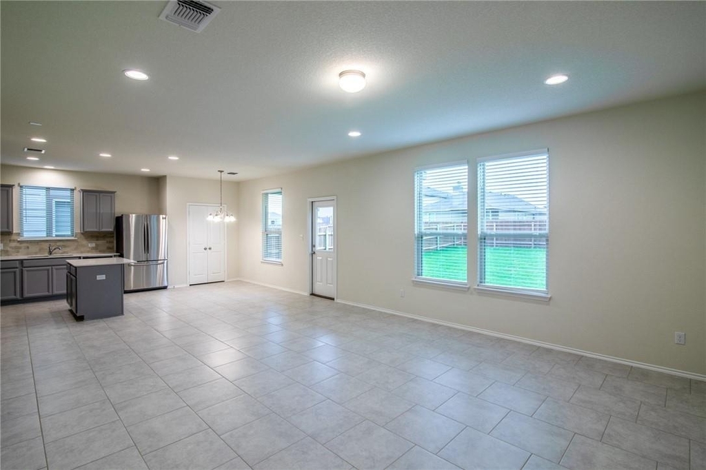 620 Reinhardt Blvd - Photo 7