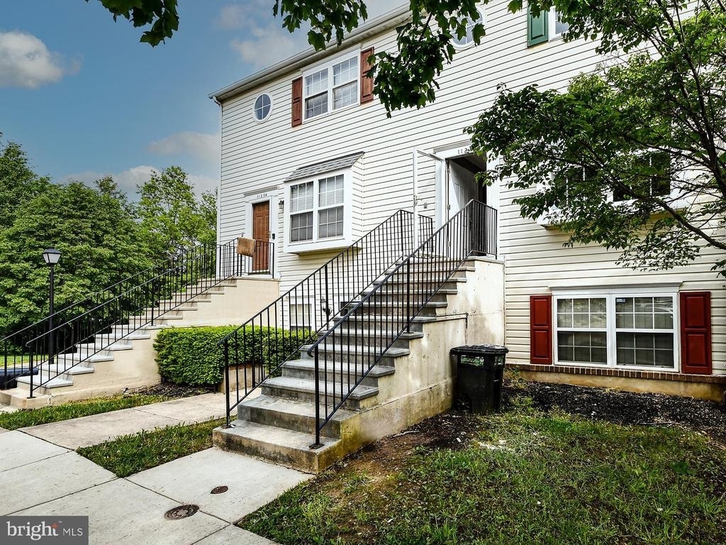 11238 Hannah Way - Photo 3