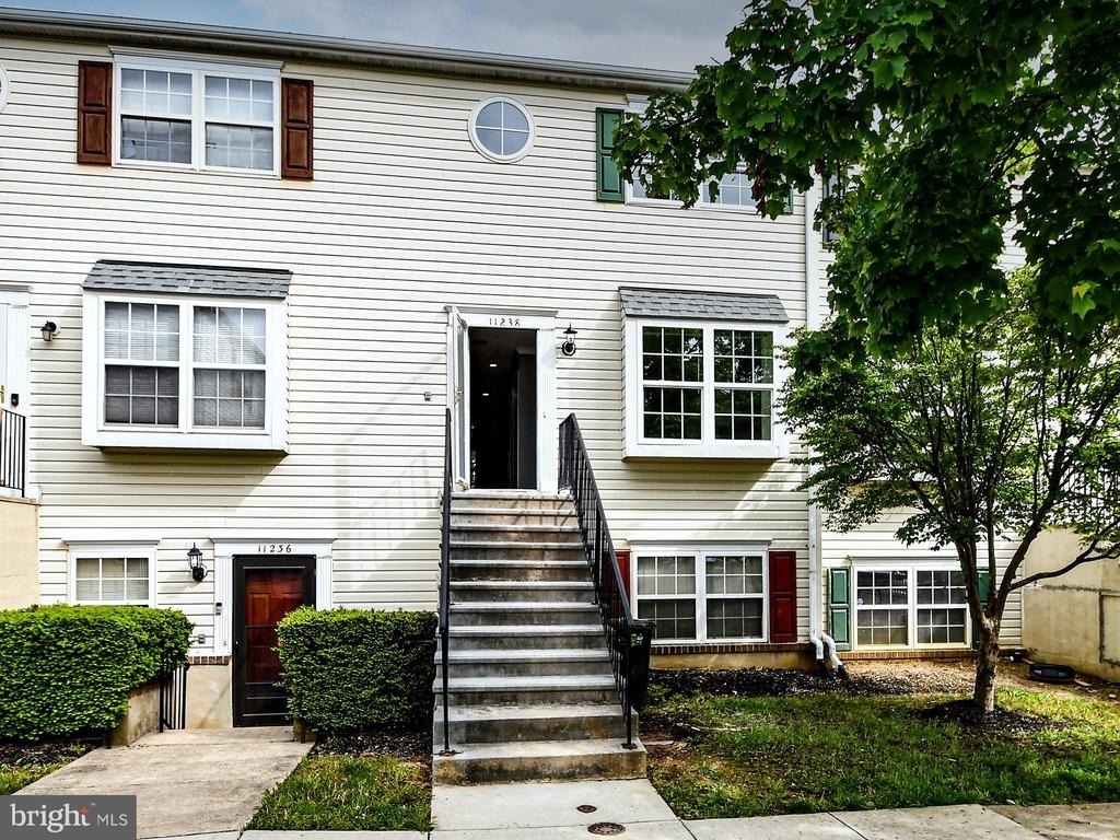 11238 Hannah Way - Photo 1