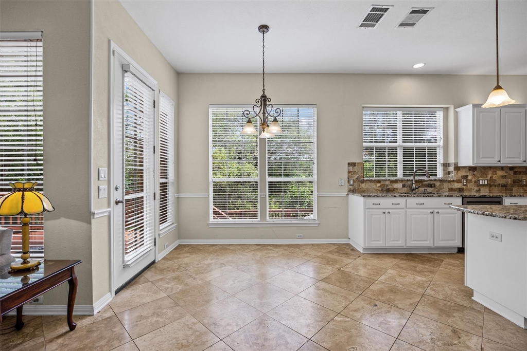 10648 Bramblecrest Dr - Photo 10