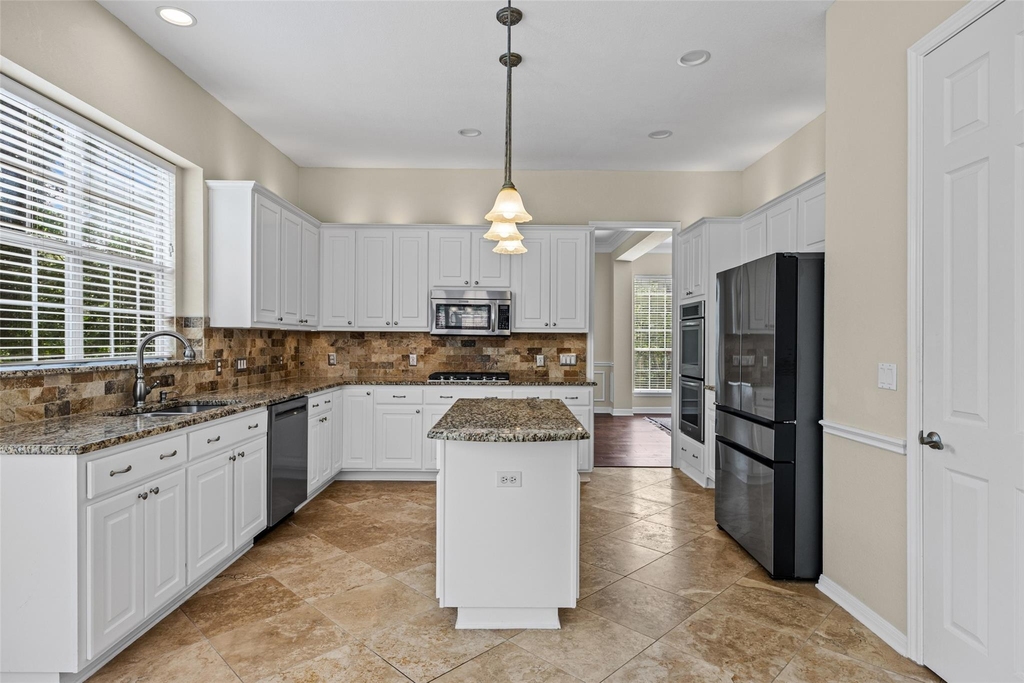 10648 Bramblecrest Dr - Photo 6