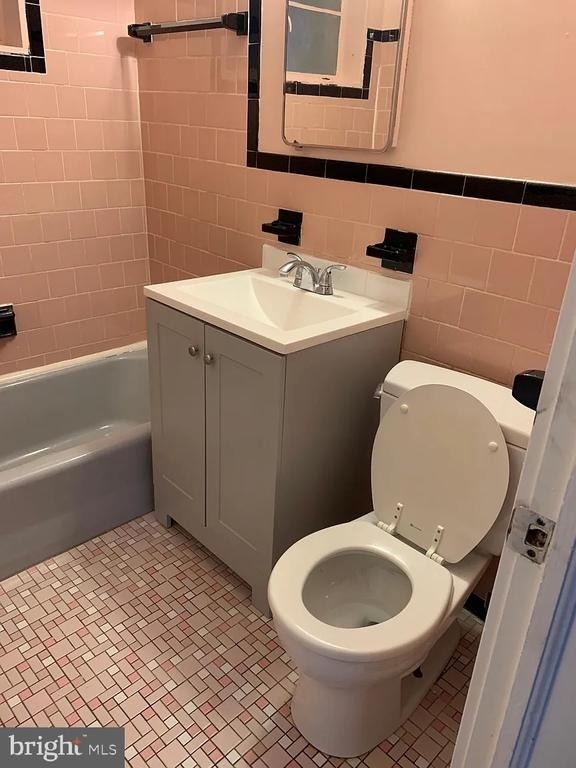 5024 River Road - Photo 33