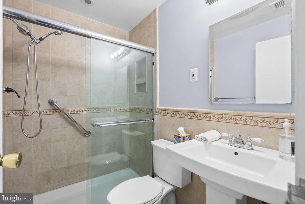 10320 Rockville Pike - Photo 21