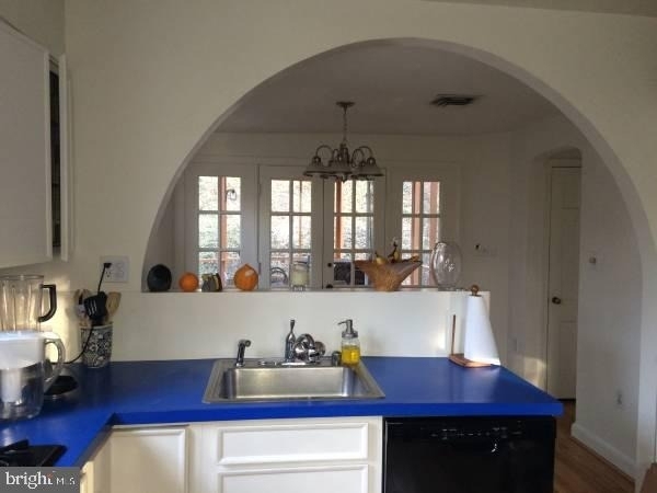 9412 Columbia Boulevard - Photo 8
