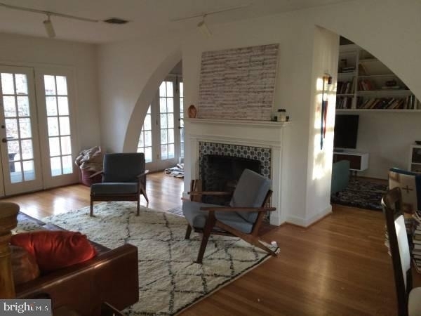 9412 Columbia Boulevard - Photo 9