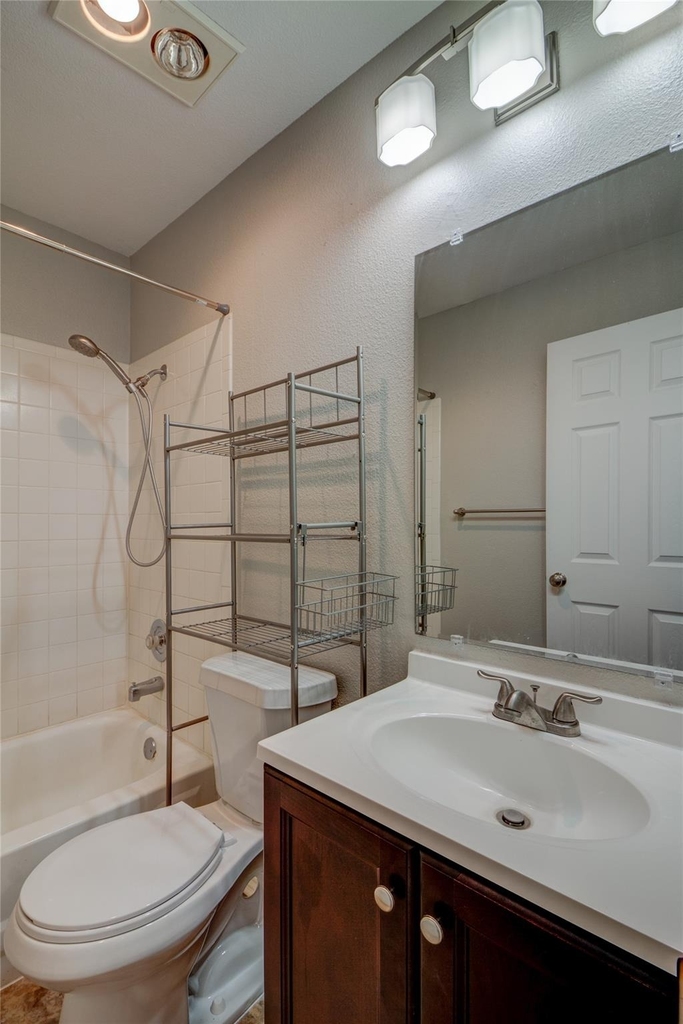202 S College St - Photo 11