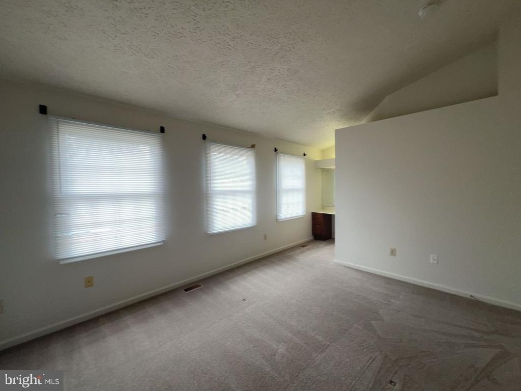 6393 Kelly Court - Photo 4