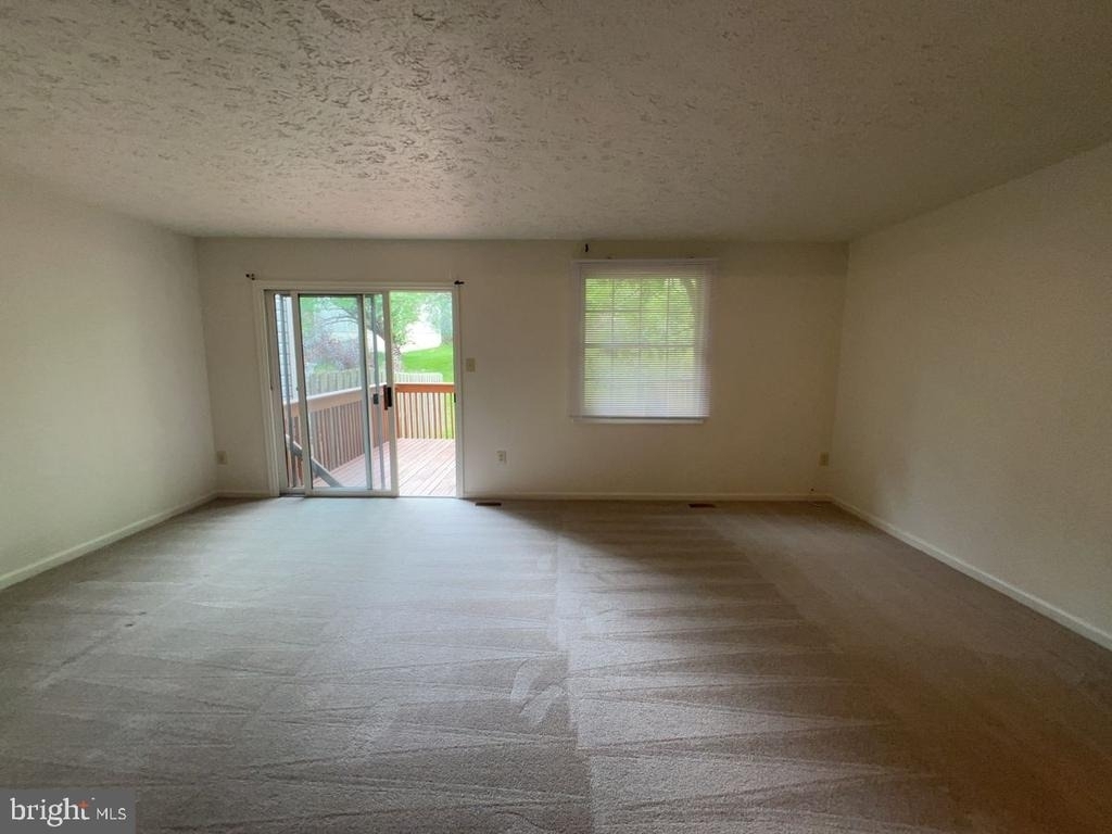 6393 Kelly Court - Photo 2