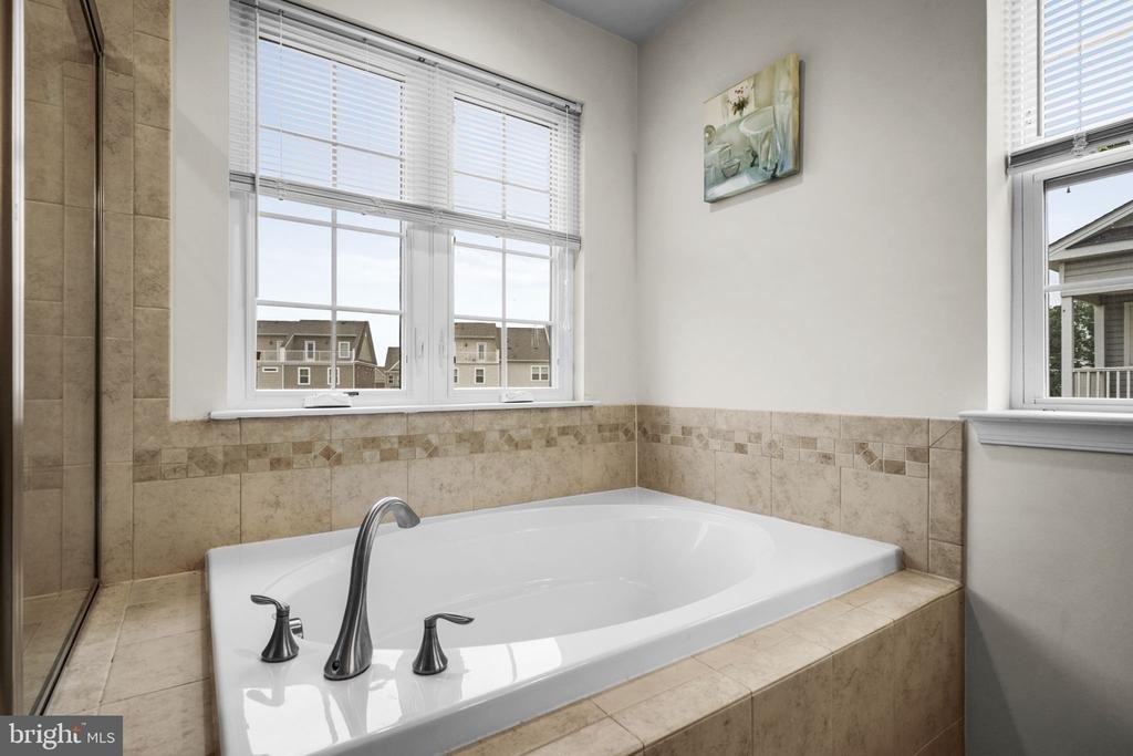 5412 Spotswood Place - Photo 13