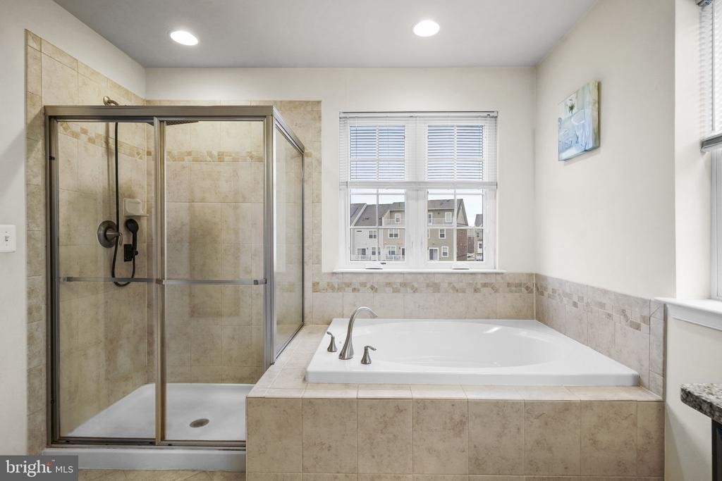 5412 Spotswood Place - Photo 12