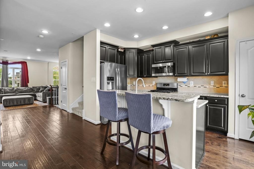 5412 Spotswood Place - Photo 5