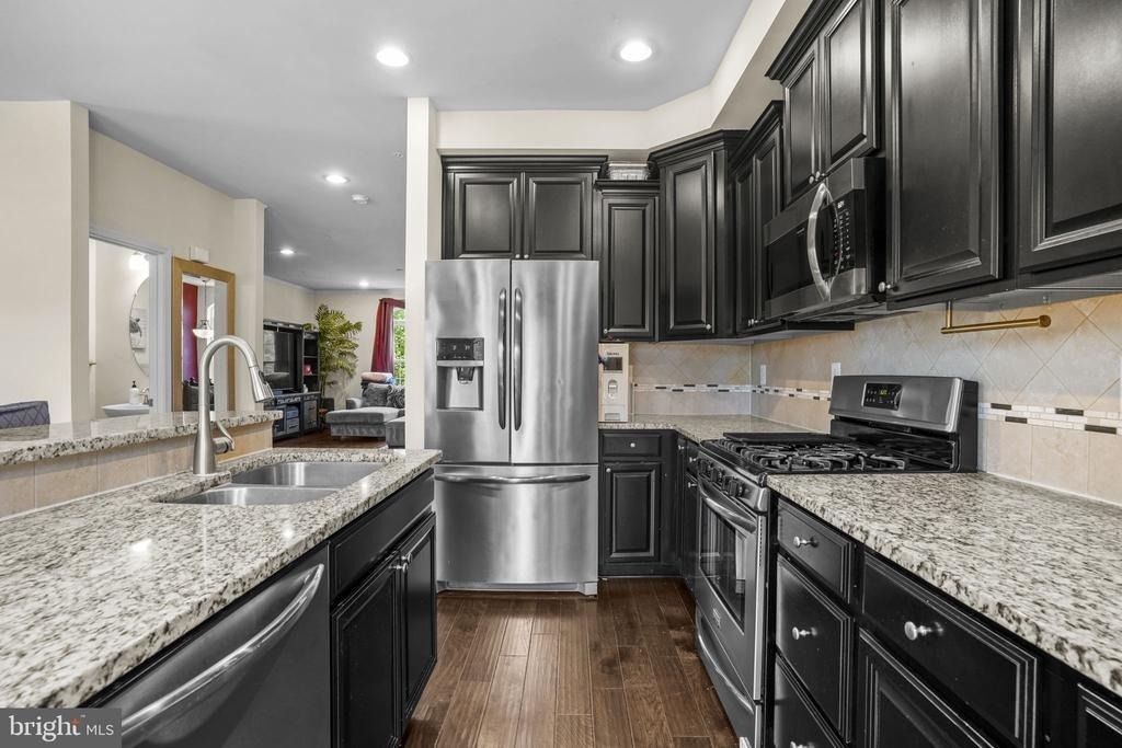 5412 Spotswood Place - Photo 4