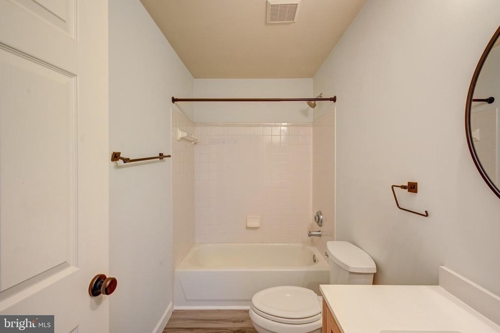 8905 Stone Creek Place - Photo 21