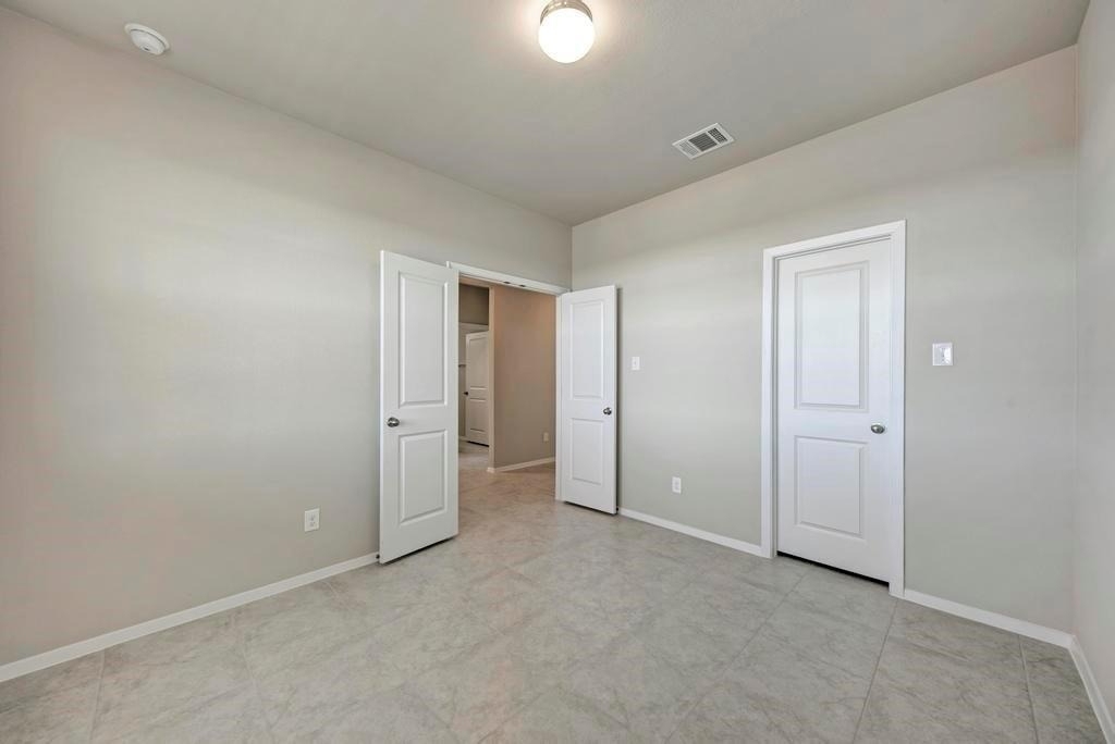 1209 Goforth Rd - Photo 20