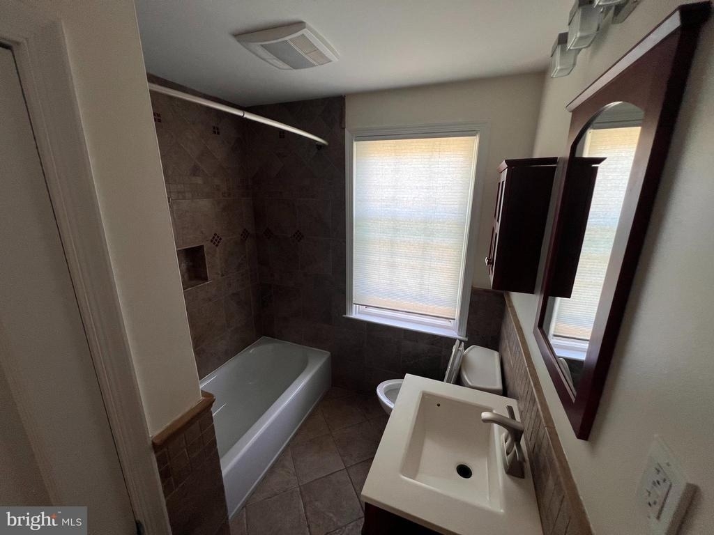 1583 Doxbury Road - Photo 16