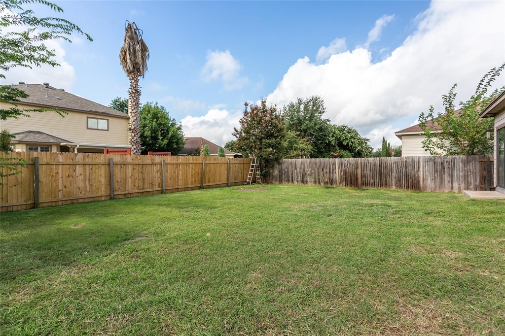 1752 Bayland St - Photo 20