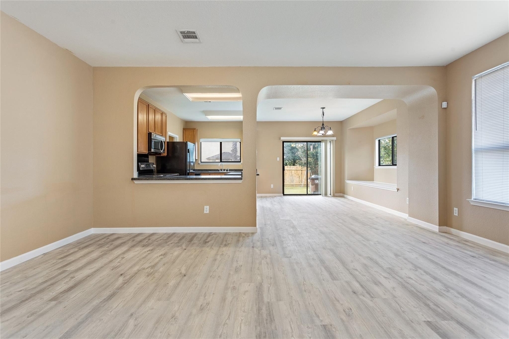 1752 Bayland St - Photo 4