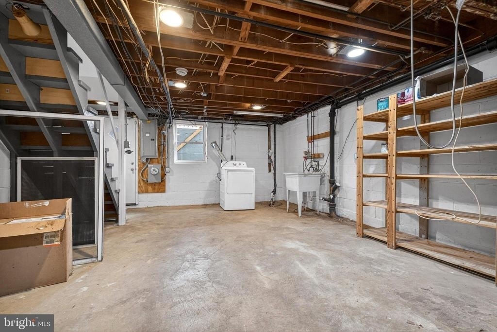 7860 Saint Claire Lane - Photo 27