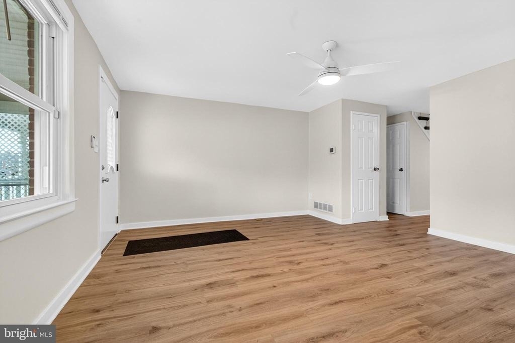 7860 Saint Claire Lane - Photo 7