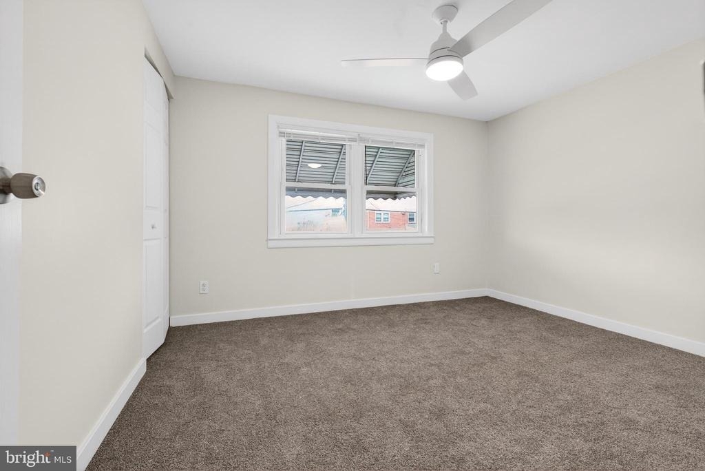 7860 Saint Claire Lane - Photo 15