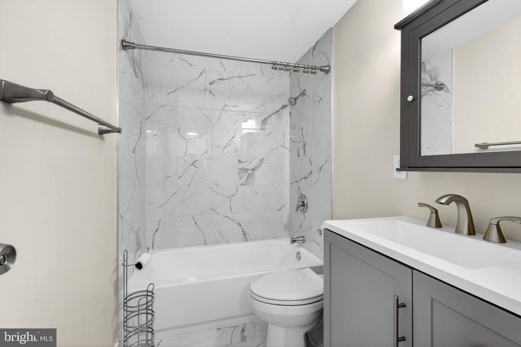 7860 Saint Claire Lane - Photo 19