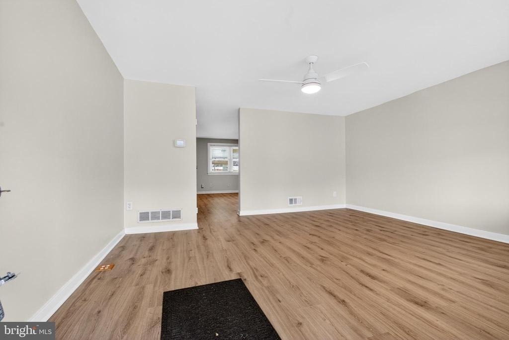 7860 Saint Claire Lane - Photo 9