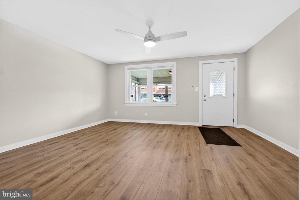 7860 Saint Claire Lane - Photo 10