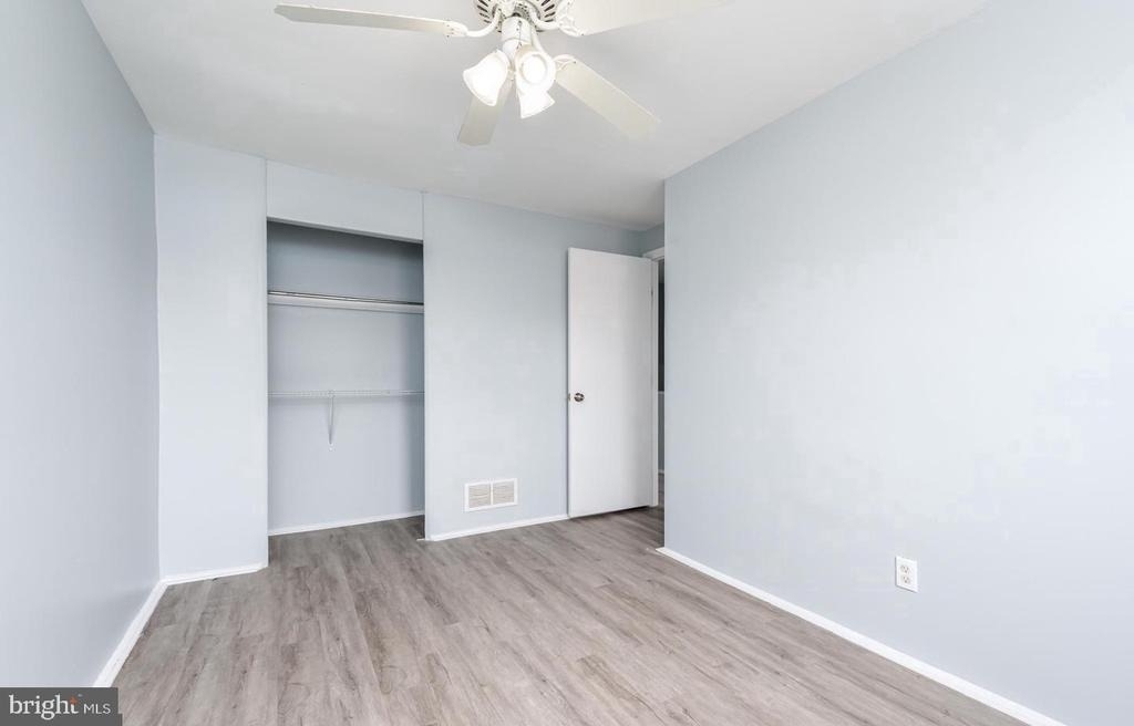 2020 Dineen Drive - Photo 8