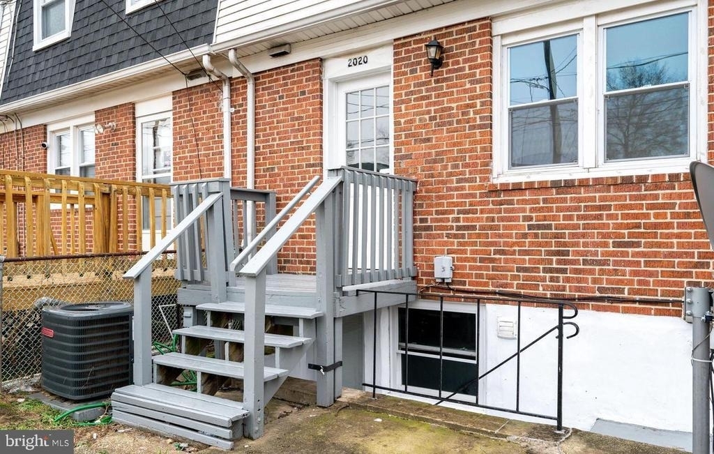 2020 Dineen Drive - Photo 24