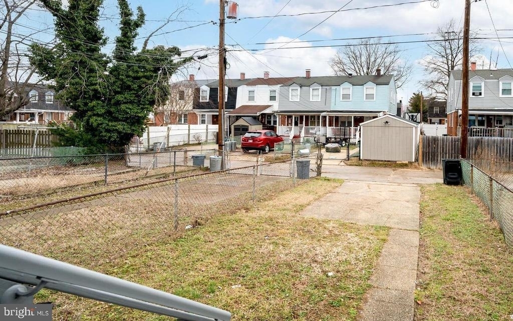 2020 Dineen Drive - Photo 28