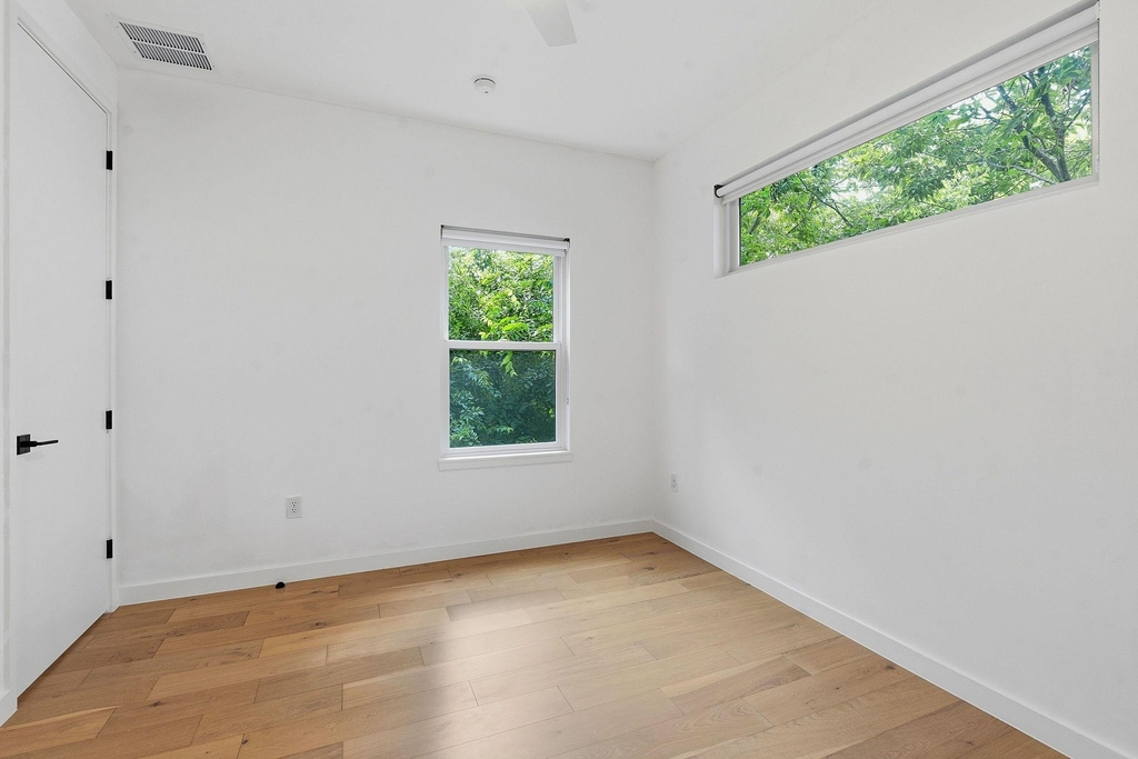 1707 Deloney St - Photo 19