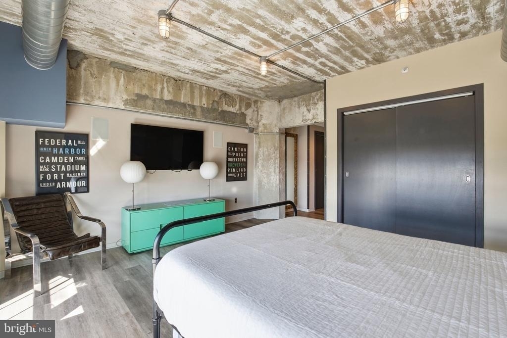 1200 Steuart Street - Photo 12