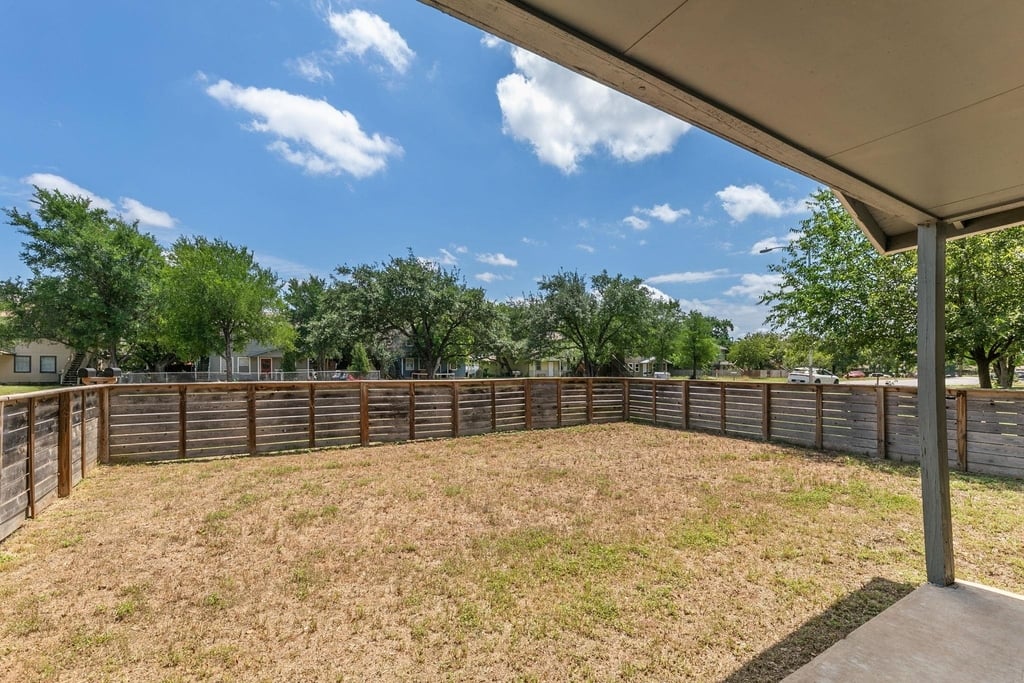 2011 E Stassney Ln - Photo 16