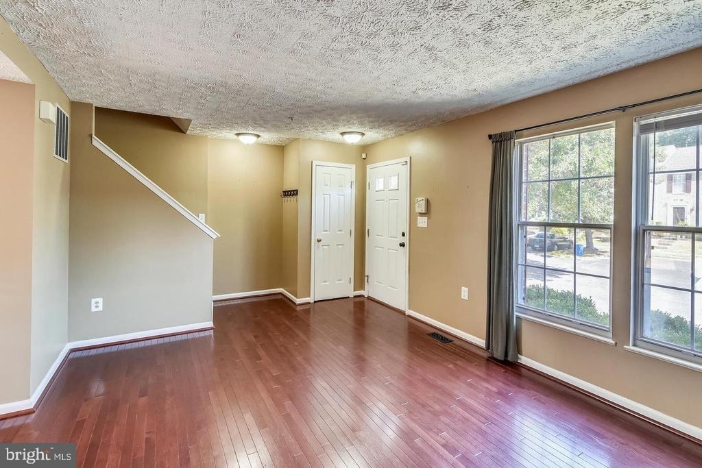 7810 Foxcove Court - Photo 1