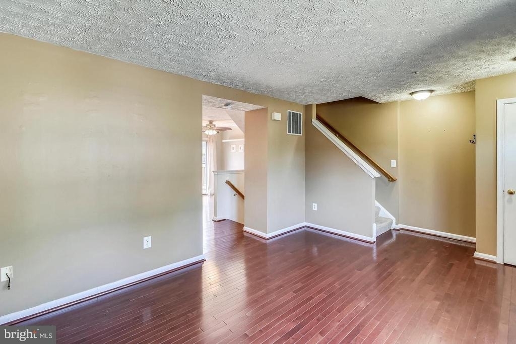 7810 Foxcove Court - Photo 3
