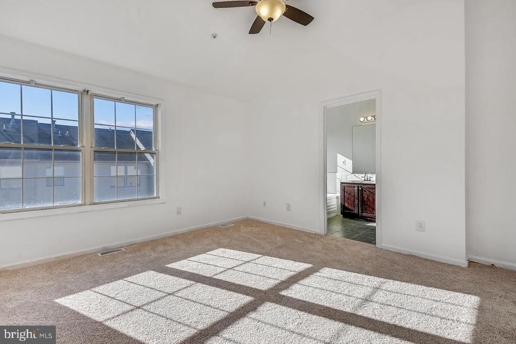1727 Wood Carriage Way - Photo 19