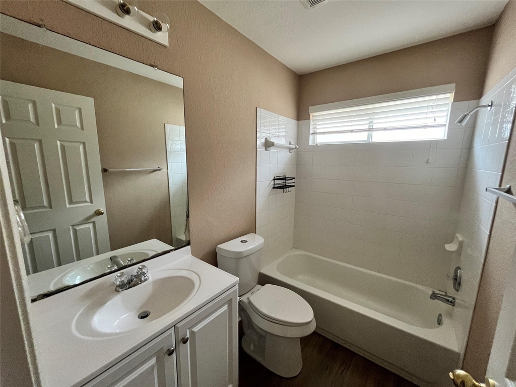 11313 Dodge Cattle Dr - Photo 11