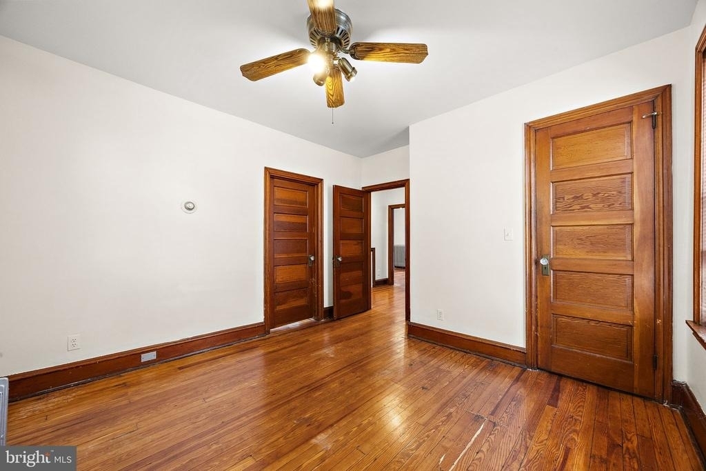409 W 20th Street - Photo 5