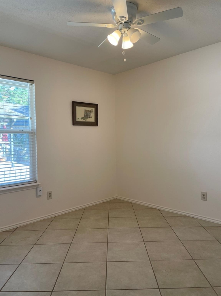 110 N Kanaio Dr - Photo 10