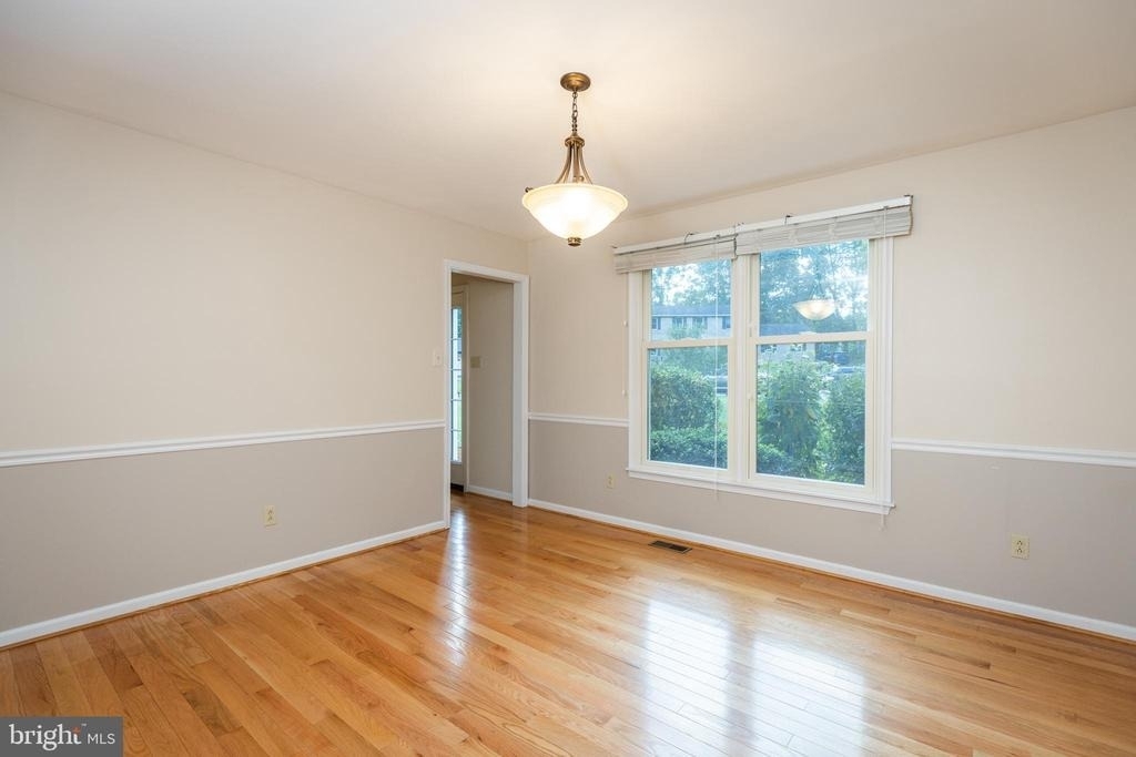 35 Nathalie Court - Photo 14