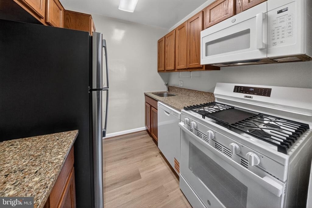 5406 Connecticut Avenue Nw - Photo 2