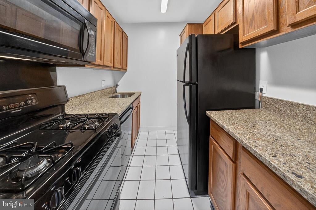 5406 Connecticut Avenue Nw - Photo 2