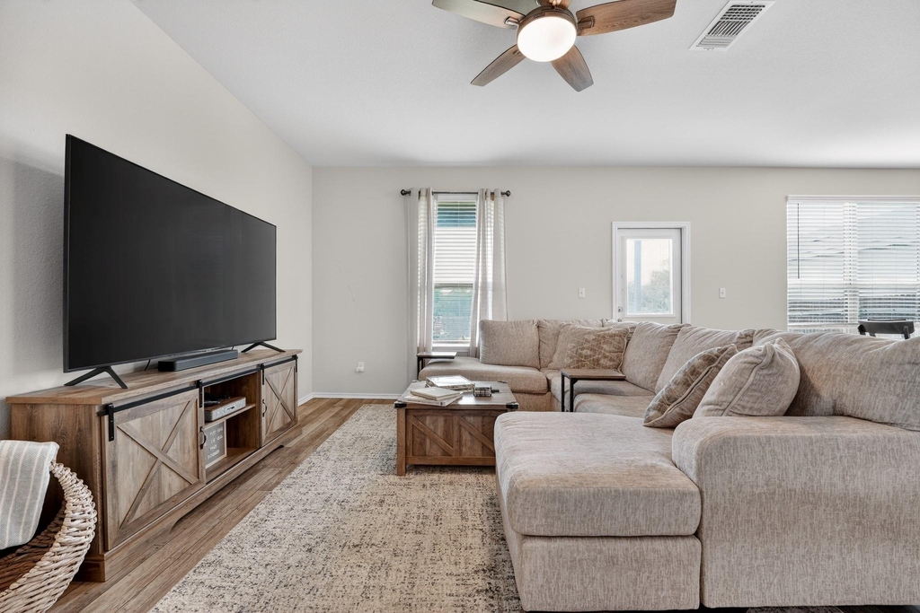 712 Black Alder St - Photo 3