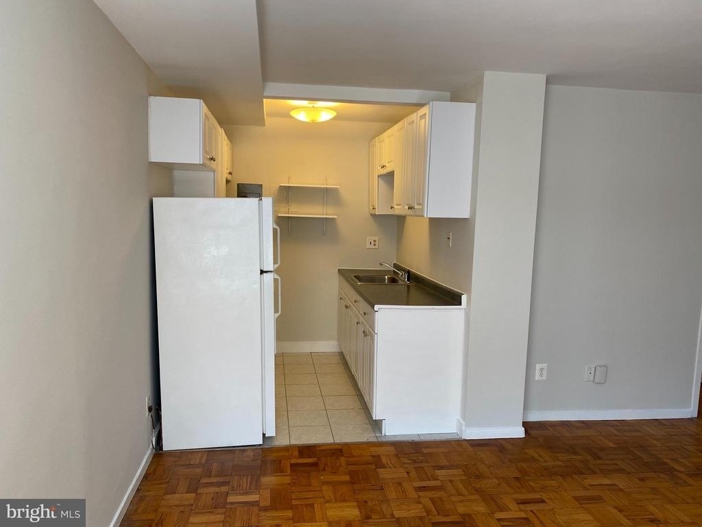 940 25th Street Nw - Photo 12