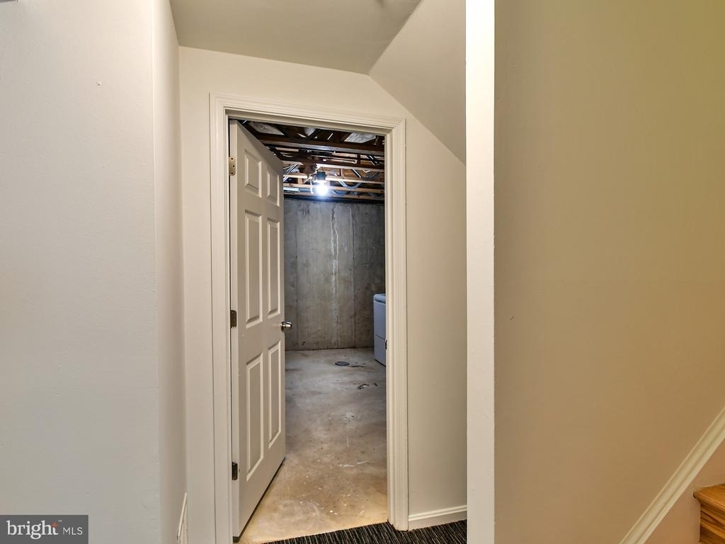 1319 Belmont Street Nw - Photo 17