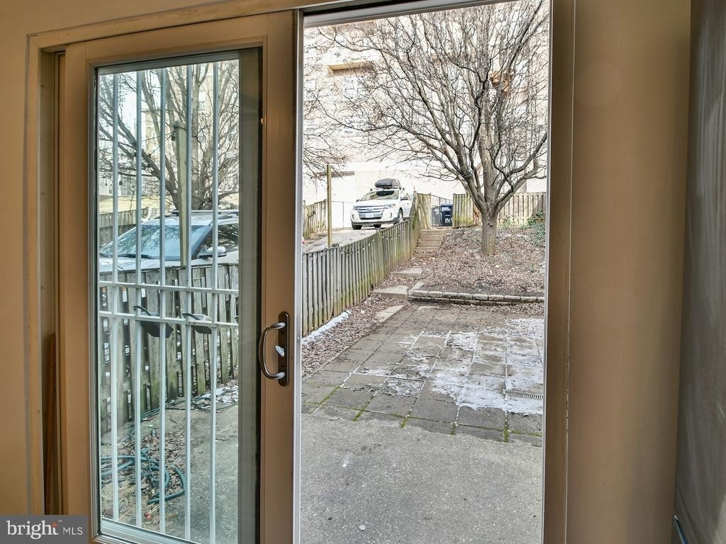 1319 Belmont Street Nw - Photo 10